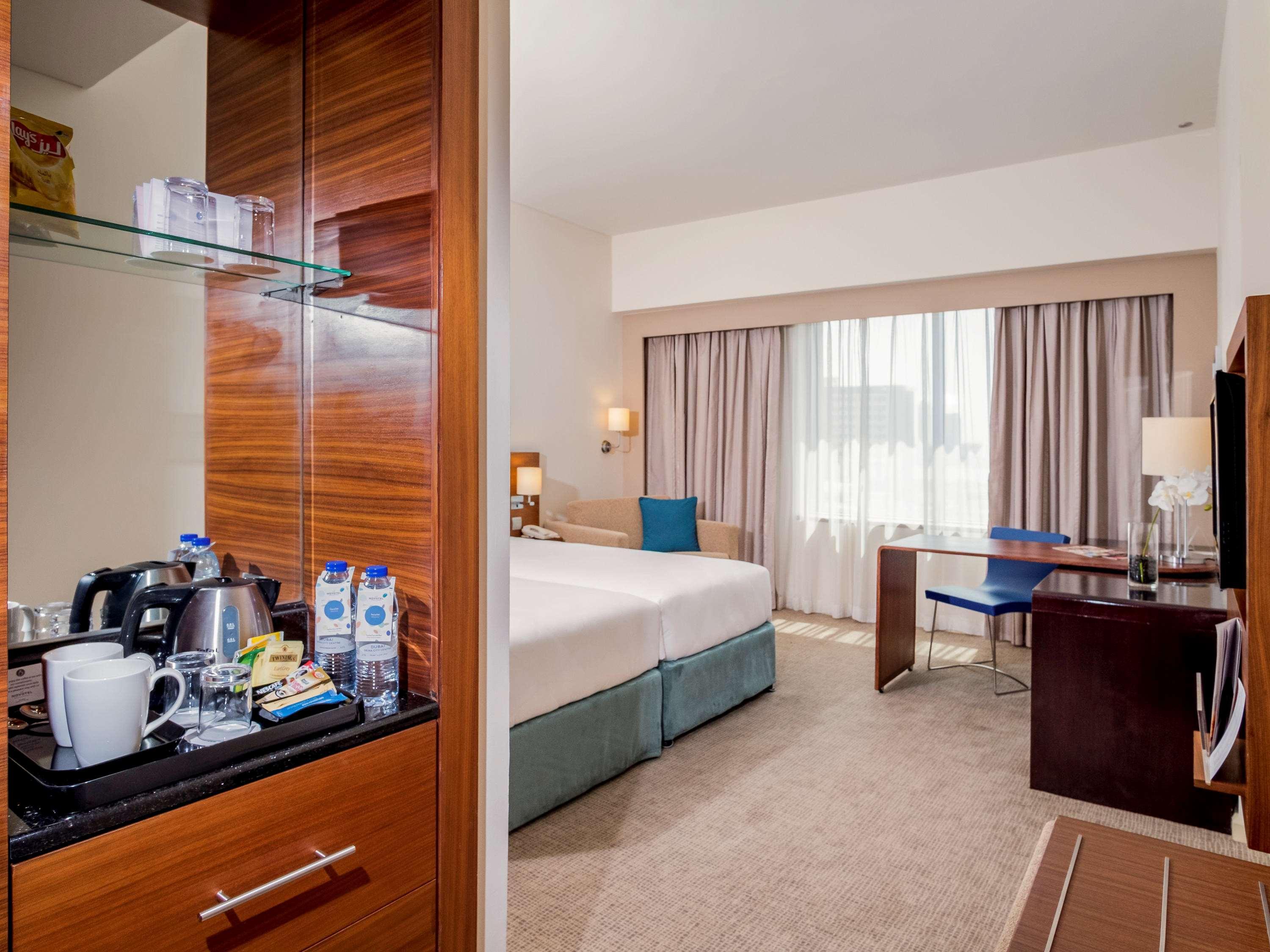 Novotel Deira Creekside Dubai Bagian luar foto