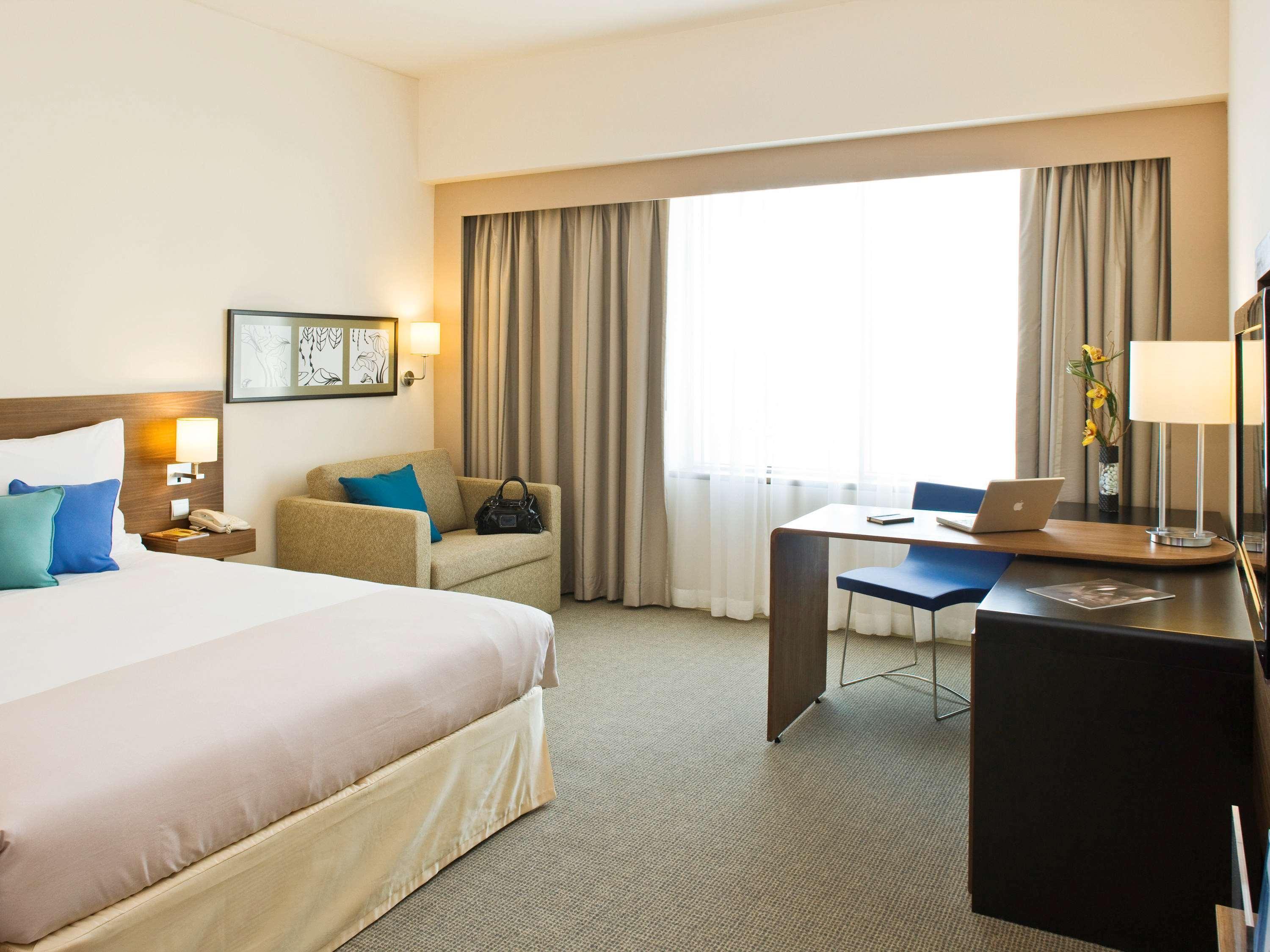Novotel Deira Creekside Dubai Bagian luar foto