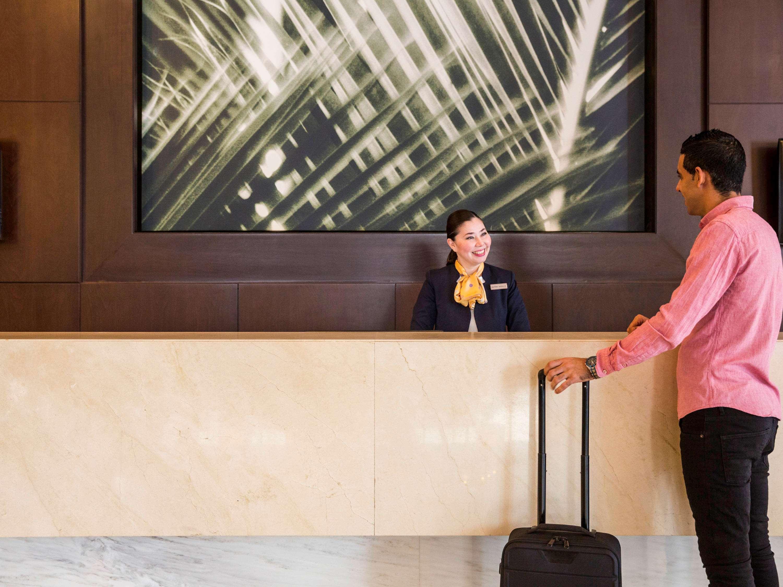 Novotel Deira Creekside Dubai Bagian luar foto