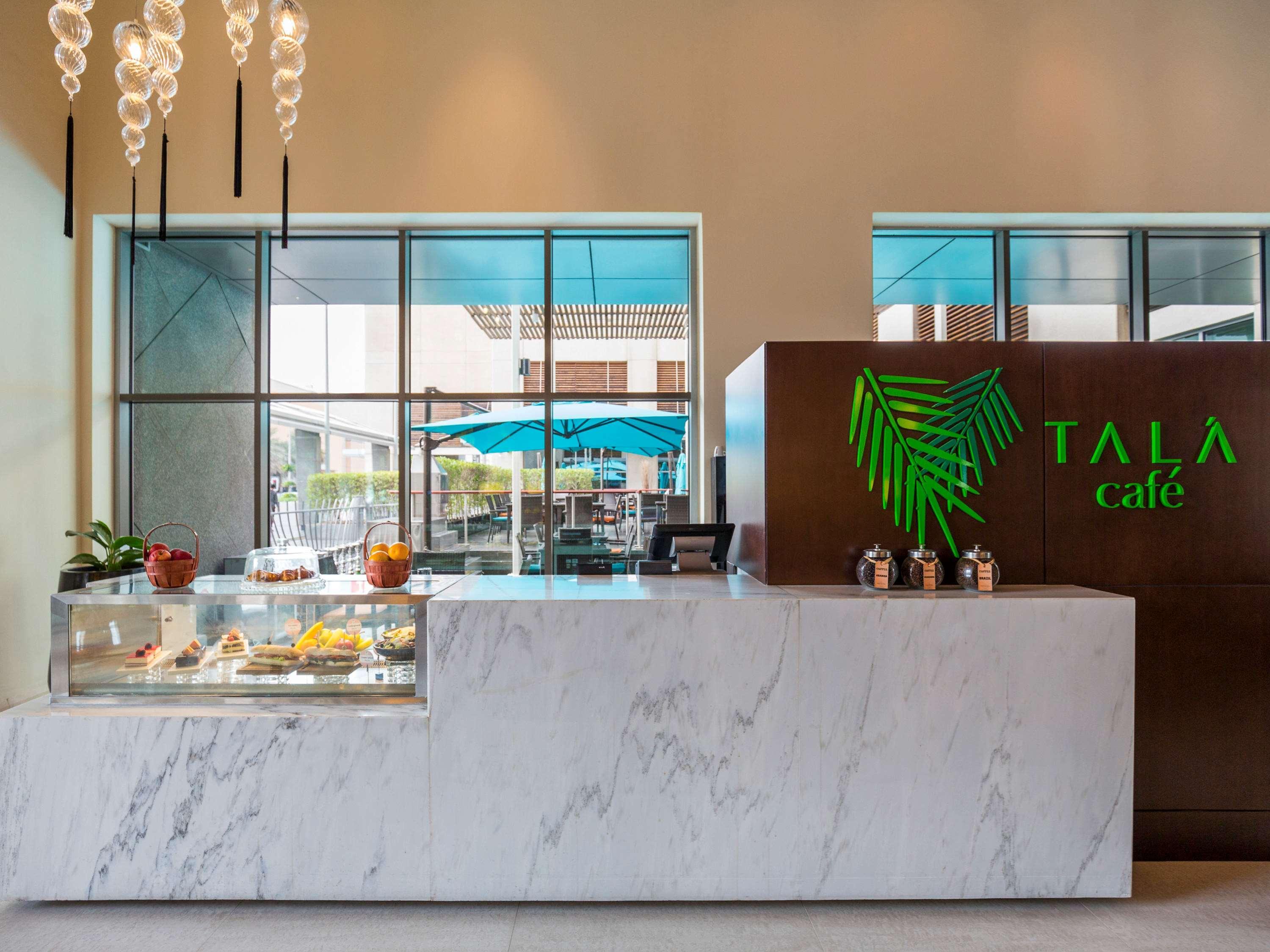 Novotel Deira Creekside Dubai Bagian luar foto
