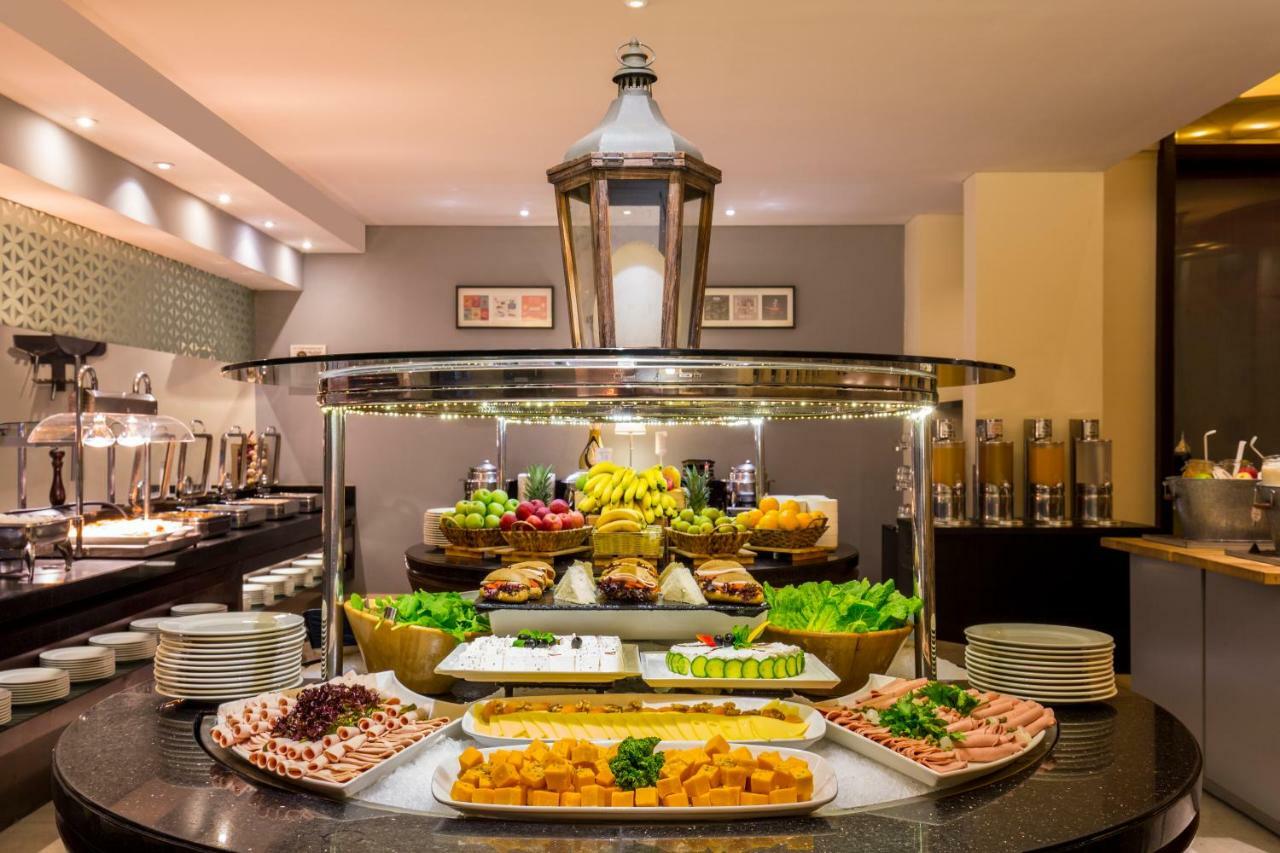 Novotel Deira Creekside Dubai Bagian luar foto