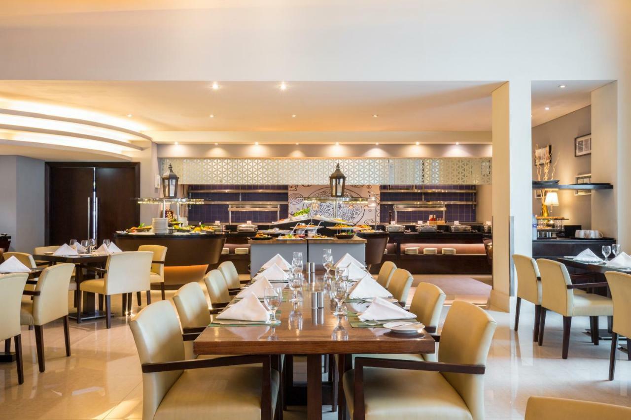 Novotel Deira Creekside Dubai Bagian luar foto