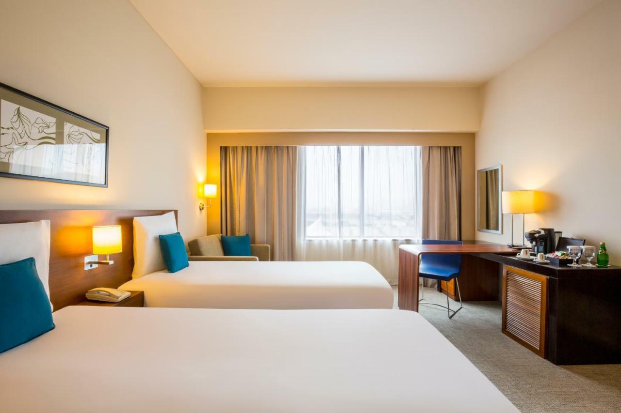 Novotel Deira Creekside Dubai Bagian luar foto