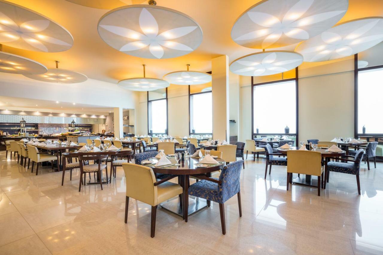 Novotel Deira Creekside Dubai Bagian luar foto